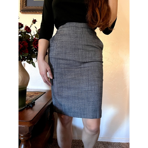 WHBM Pencil Skirt - Picture 4 of 7